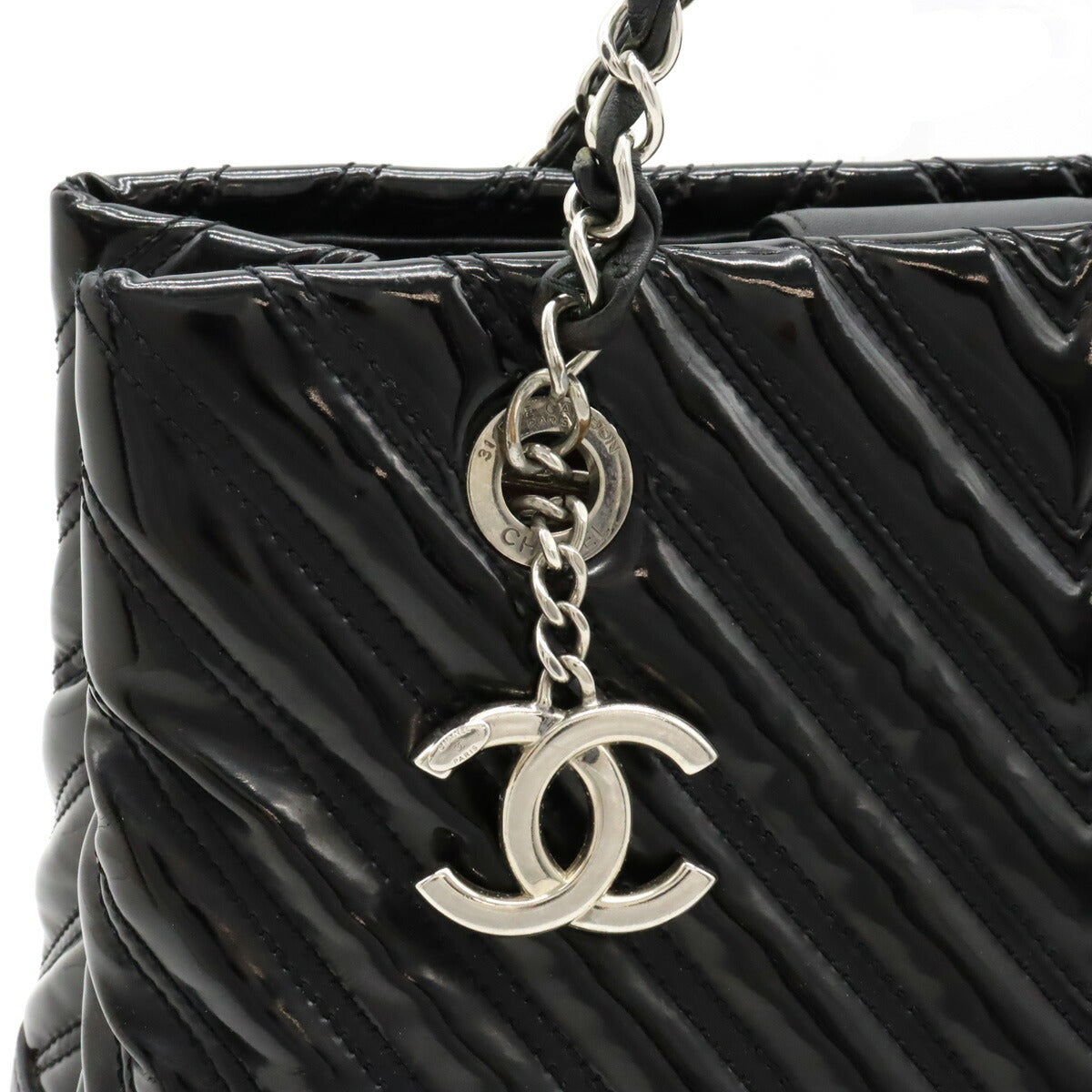 Chanel Chevron V-Stitch Tote Bag A93052